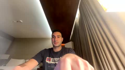 Snapshot of ragnearyou chatting on 10-11-25, 09:35 ragnearyou online show from 10-11-25, 09:35