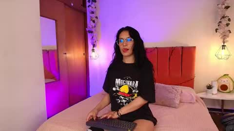 Raia online show from 01-18-26, 03:32