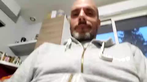 Snapshot of raidhot4646 chatting on 11-29-25, 07:22 raidhot4646 online show from 11-29-25, 07:22