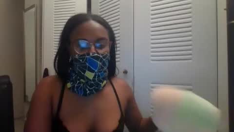 raii8092 online show from 10-23-25, 03:17