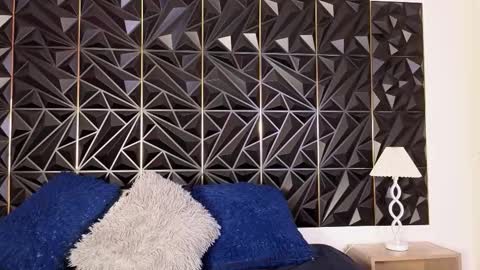 Snapshot of raiiaan_torricely chatting on 11-24-25, 10:42 Rayan online show from 11-24-25, 10:42