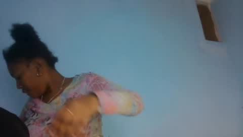 Snapshot of raiisaaa chatting on 07-28-26, 04:39 raiisaaa online show from 07-28-26, 04:39