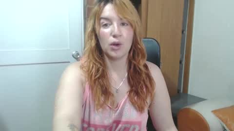 Snapshot of raillye_lsx chatting on 02-28-25, 04:20 Paula online show from 02-28-25, 04:20