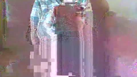 Snapshot of raimond665 chatting on 02-17-26, 08:33 raimond665 online show from 02-17-26, 08:33