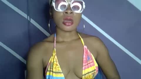 rainbow baby26 online show from 09-22-25, 07:05