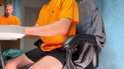 Rainbow James  online show from 09-19-25, 12:06