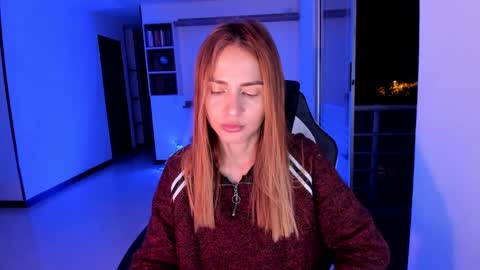 Jennyindependent model . online show from 12-18-24, 01:48