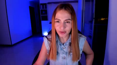 Jennyindependent model . online show from 12-31-24, 11:49