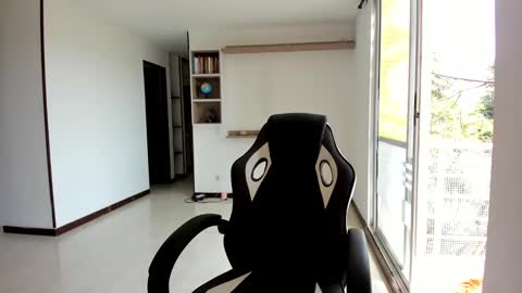 Jennyindependent model . online show from 01-13-25, 07:10