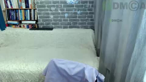 Snapshot of rainbowladyy chatting on 01-10-26, 04:47 rainbowladyy online show from 01-10-26, 04:47