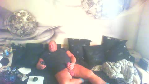 Snapshot of raintrops chatting on 06-17-26, 05:36 raintrops online show from 06-17-26, 05:36