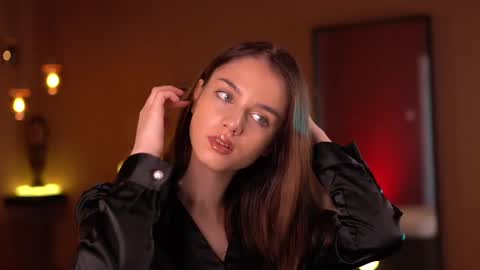 Snapshot of raisadoll chatting on 03-06-25, 08:19 Raisa online show from 03-06-25, 08:19