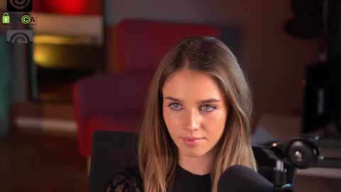 Snapshot of raisadoll chatting on 09-29-25, 06:13 Raisa online show from 09-29-25, 06:13