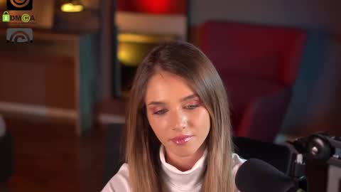 Snapshot of raisadoll chatting on 10-04-25, 06:28 Raisa online show from 10-04-25, 06:28