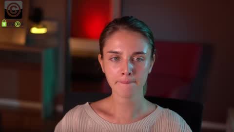 Snapshot of raisadoll chatting on 11-17-25, 07:52 Raisa online show from 11-17-25, 07:52