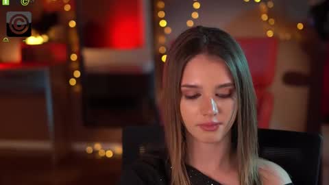 Snapshot of raisadoll chatting on 01-10-26, 07:37 Raisa online show from 01-10-26, 07:37