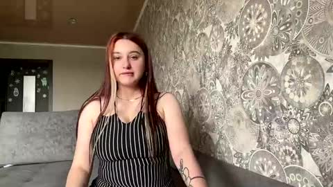 Snapshot of raisaklee chatting on 05-28-26, 03:48 Cherry online show from 05-28-26, 03:48