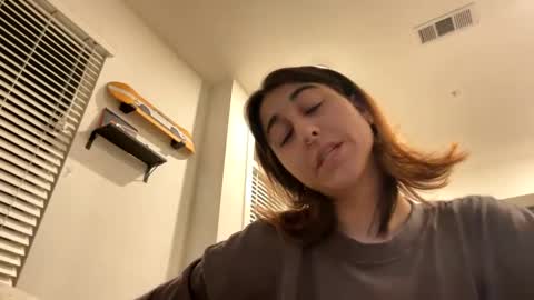 Ray Ray online show from 12-21-24, 06:19