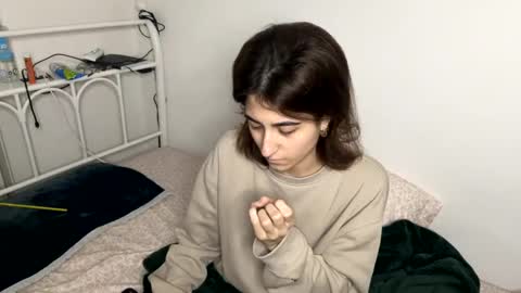 Ray Ray online show from 02-08-25, 01:43