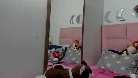 Snapshot of rajjnar_nina chatting on 05-20-26, 03:13 Nina online show from 05-20-26, 03:13