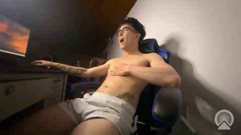 Enzo online show from 02-13-26, 05:58