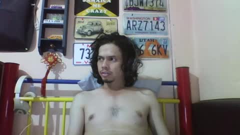 Snapshot of raku2386 chatting on 02-18-25, 01:21 Ken online show from 02-18-25, 01:21