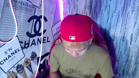 ralfhuge24 online show from 12-15-25, 11:47