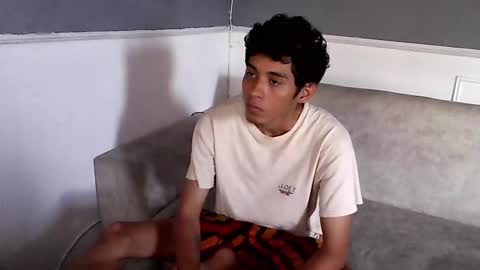 rami_hot0 online show from 11-02-25, 04:42