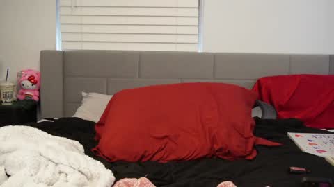 Snapshot of ramichick chatting on 01-15-25, 07:44 Rami online show from 01-15-25, 07:44