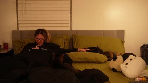 Snapshot of ramichick chatting on 02-18-25, 07:54 Rami online show from 02-18-25, 07:54