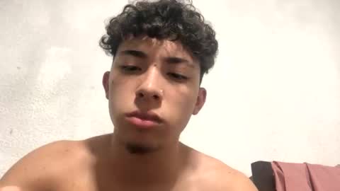 ramiroo2312 online show from 02-28-25, 06:10