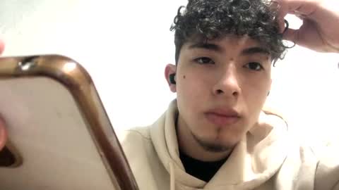 ramiroo2312 online show from 09-15-25, 08:58