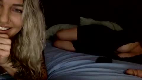 Snapshot of ramjetkel chatting on 09-30-25, 01:32 Mamakel online show from 09-30-25, 01:32