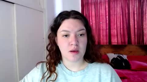 Snapshot of ramona15 chatting on 08-02-26, 08:18 Ramona online show from 08-02-26, 08:18