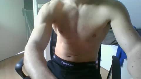 ramonjoosse2001 online show from 01-08-26, 12:18