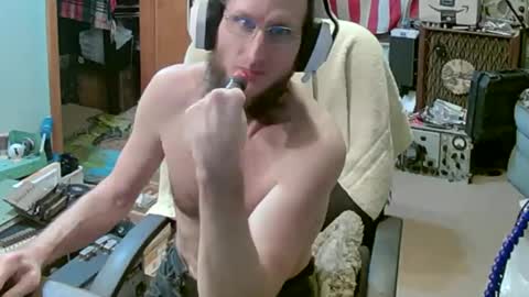 Snapshot of randalltotazz chatting on 12-05-24, 05:37 Randall online show from 12-05-24, 05:37