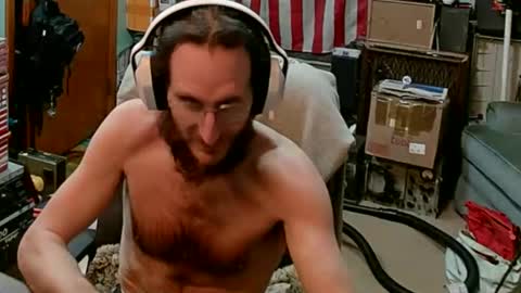 Snapshot of randalltotazz chatting on 02-20-25, 01:08 Randall online show from 02-20-25, 01:08