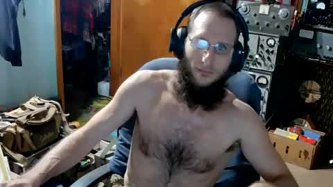 Snapshot of randalltotazz chatting on 09-24-25, 12:36 Randall online show from 09-24-25, 12:36