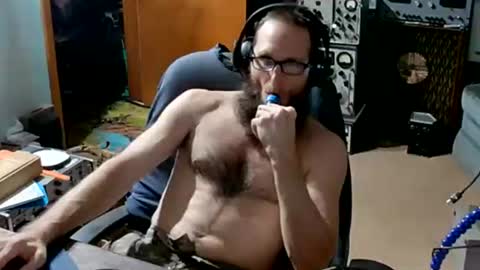 Snapshot of randalltotazz chatting on 10-16-25, 01:17 Randall online show from 10-16-25, 01:17