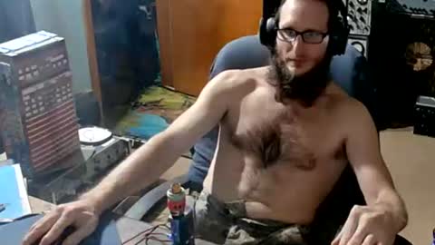 Snapshot of randalltotazz chatting on 10-18-25, 12:57 Randall online show from 10-18-25, 12:57