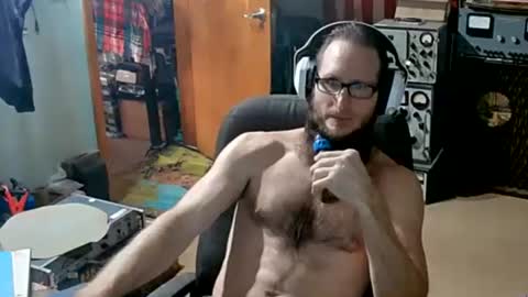 Snapshot of randalltotazz chatting on 10-21-25, 08:42 Randall online show from 10-21-25, 08:42