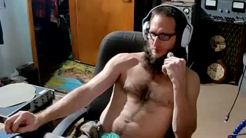 Snapshot of randalltotazz chatting on 10-24-25, 09:28 Randall online show from 10-24-25, 09:28