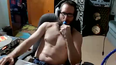 Snapshot of randalltotazz chatting on 11-01-25, 01:57 Randall online show from 11-01-25, 01:57