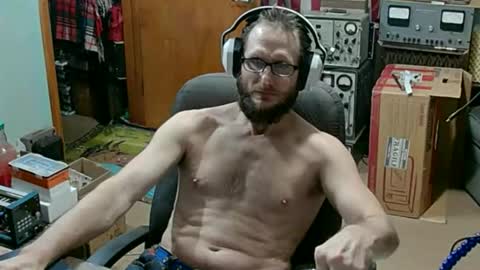 Snapshot of randalltotazz chatting on 11-26-25, 12:11 Randall online show from 11-26-25, 12:11