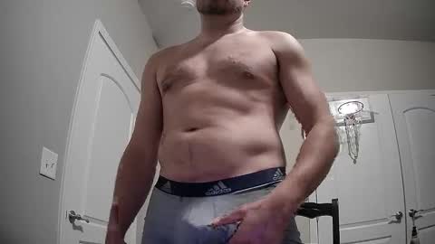 Snapshot of randb35 chatting on 05-08-26, 05:57 randb35 online show from 05-08-26, 05:57
