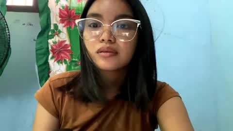 Snapshot of randicobell chatting on 04-10-26, 06:51 Ava online show from 04-10-26, 06:51