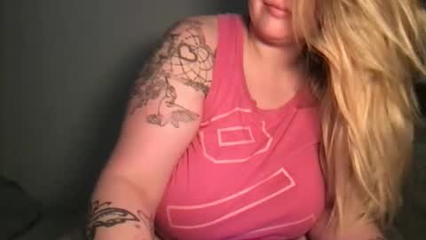 Snapshot of randiigirl69 chatting on 04-23-26, 12:40 Randii online show from 04-23-26, 12:40