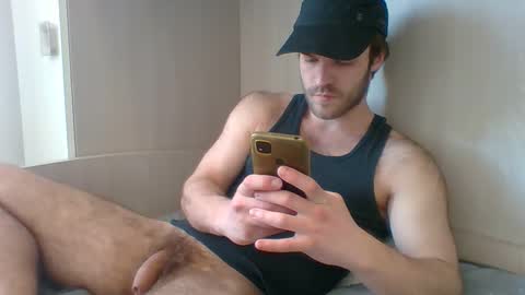 randomguy_42 online show from 04-22-26, 09:44