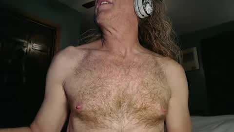 Snapshot of ranger510 chatting on 02-09-25, 03:22 Ranger510 online show from 02-09-25, 03:22