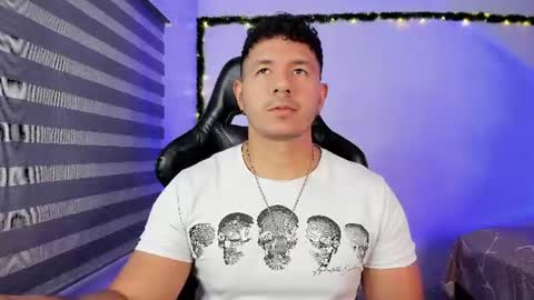 Jonas online show from 06-12-26, 11:46